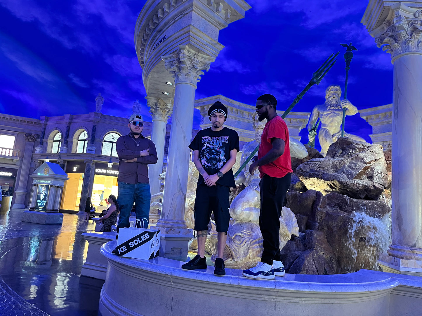 EXCLUSIVE COMMUNITY MEET UP